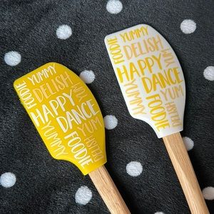 ☀️Temp-tations Foodie Spatulas w/ Measurement conversion table